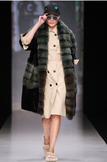Ekaterina Akkhuzina for Ekaterina Furs0571
